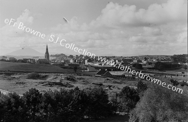 GENERAL VIEW FROM COLLEGE NEPHIN IN THE DISTANCE